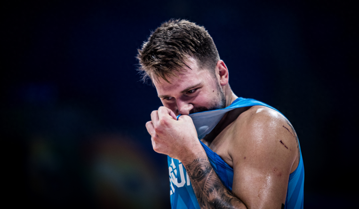 立陶宛队实力坚强，表现出色获得赞誉