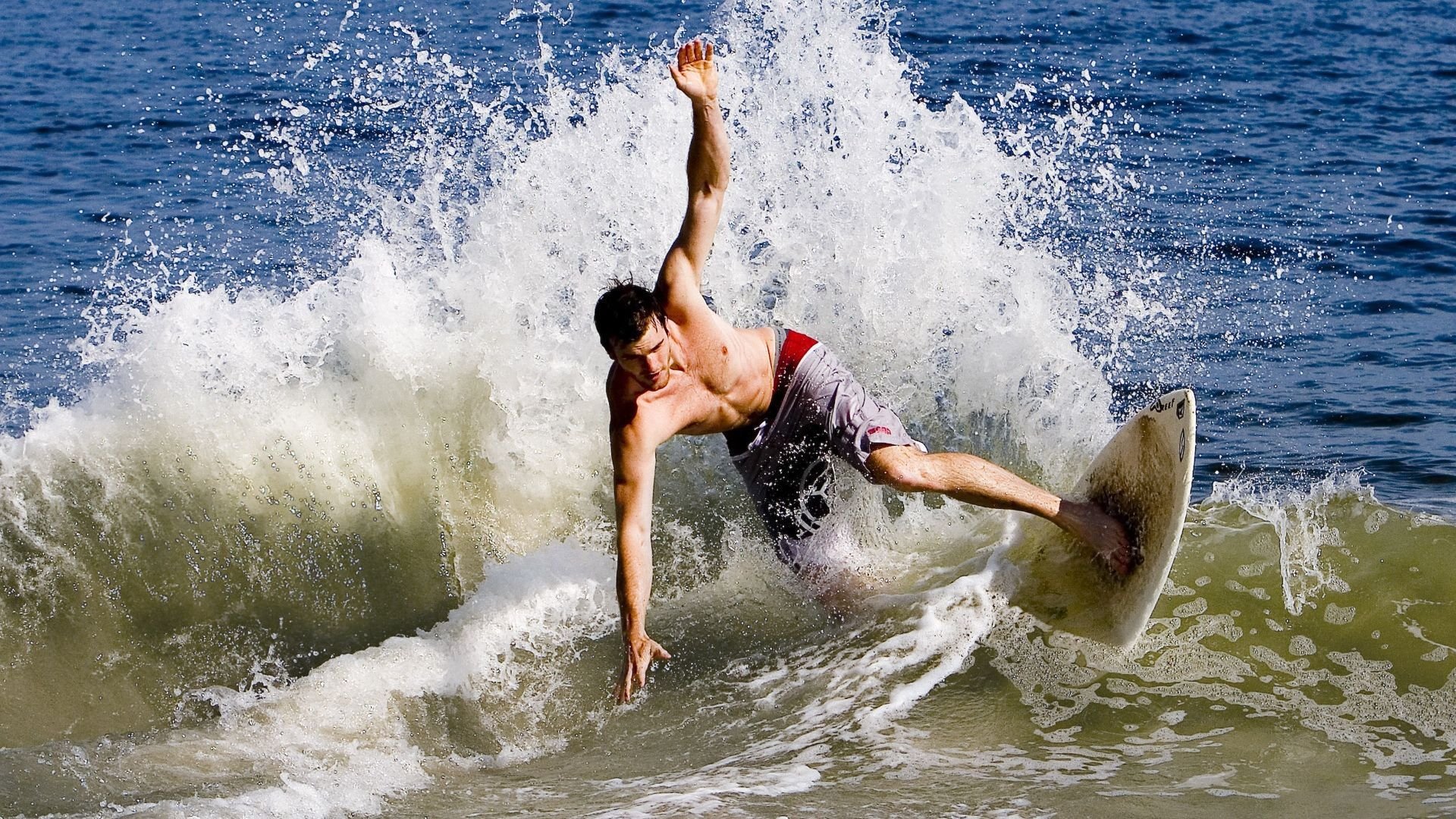 戈麦斯,硬仗之王!西班牙铁血意志强行终结皇马王朝