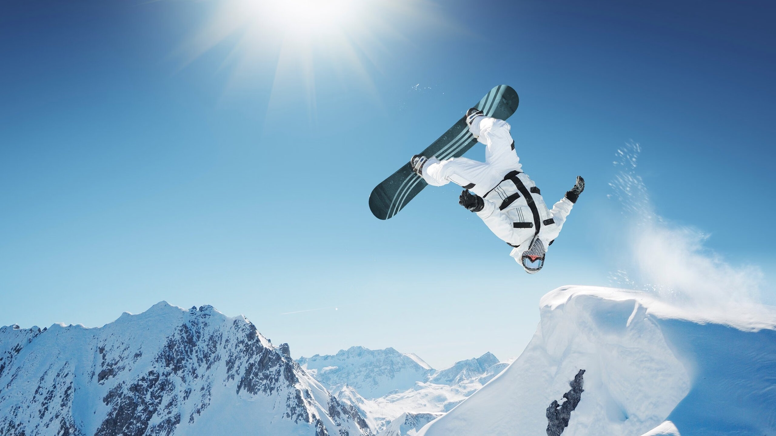 F1街道赛之夜,利拉德硬仗之王,速度与决断的双重奏