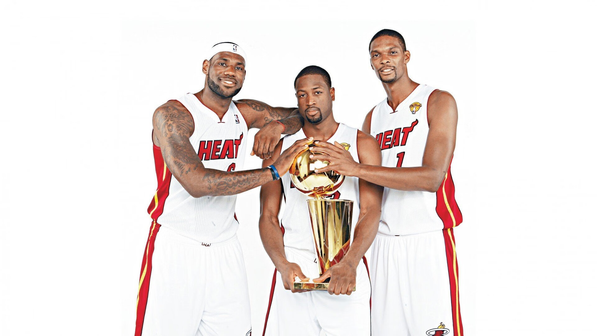 跨界统治力，深圳队的团队压制与保罗的关键接管—竞技体育的胜利法则