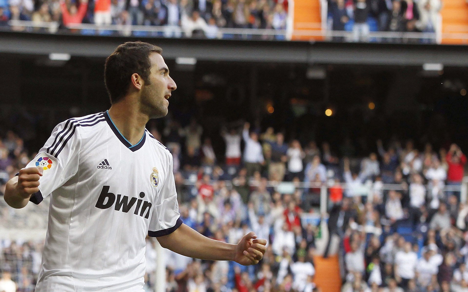 北欧风暴与高卢烈焰，瑞典险胜希腊背后的足球新叙事，以及姆巴佩的时代宣言